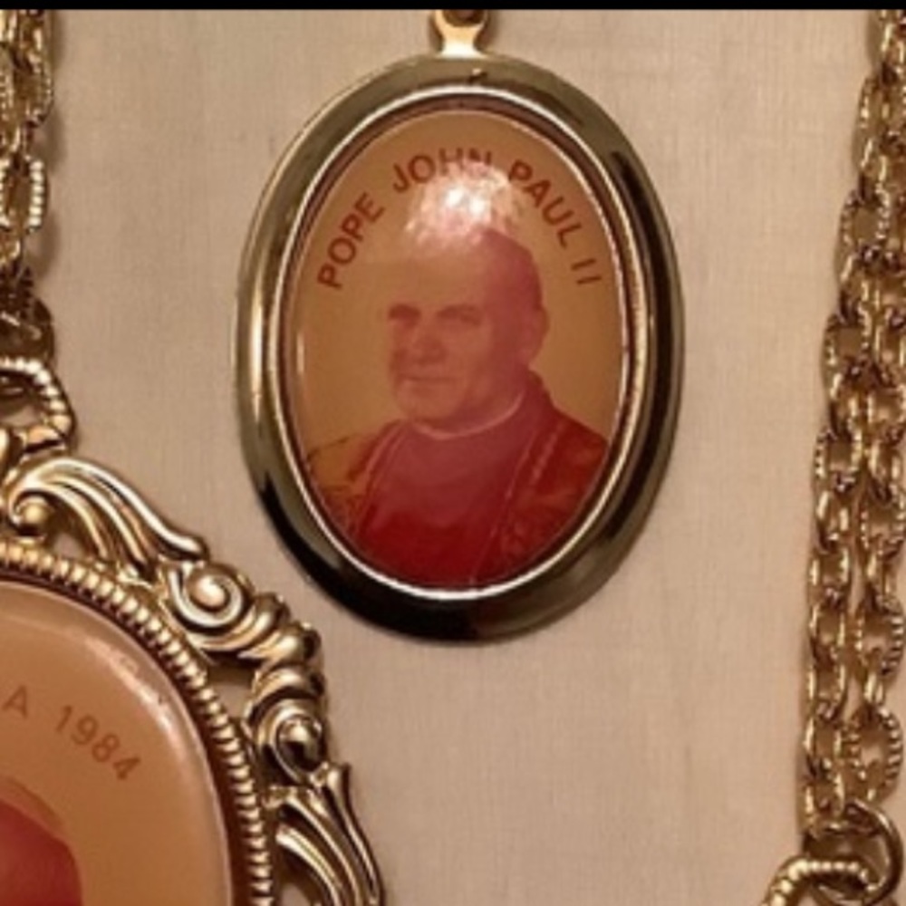 New vintage Pope John Paul II Memorabilia 1984